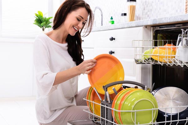 woman-dishwasher-clean-dishes