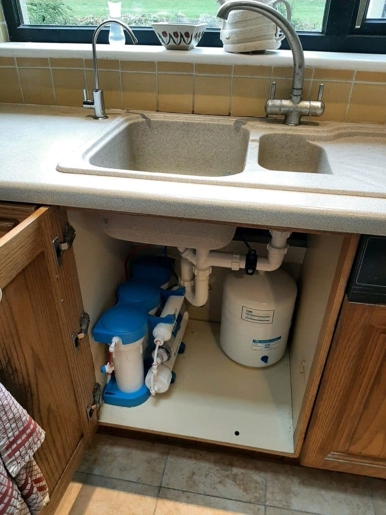 Installation aquacalcium drinking water system 3